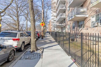 Parkside Apartments in Bronx, NY - Foto de edificio - Building Photo