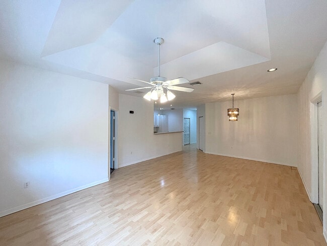 1867 S Dovetail Dr in Fort Pierce, FL - Building Photo - Building Photo