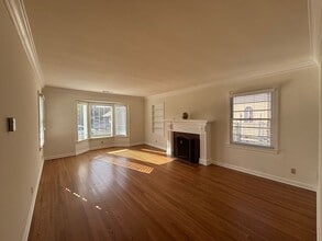 Beautiful 4 Bedroom 2.5 Bathroom SFR in Los Angeles, CA - Building Photo - Building Photo