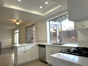 14734 Santa Fe Trl in Victorville, CA - Building Photo - Building Photo