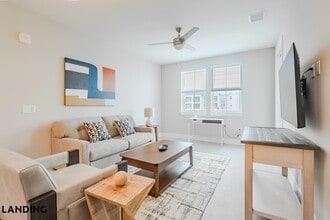 2361 Commerce Park Dr NE, Unit 1302 in Palm Bay, FL - Building Photo - Building Photo