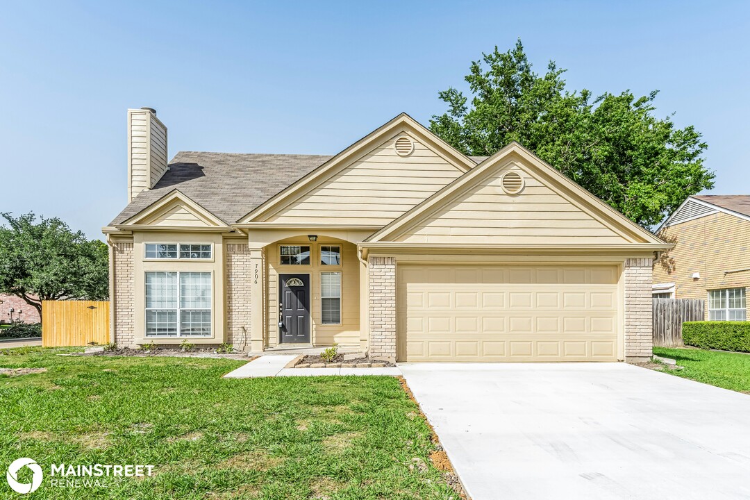 7906 Spinnaker Cove in Rowlett, TX - Building Photo