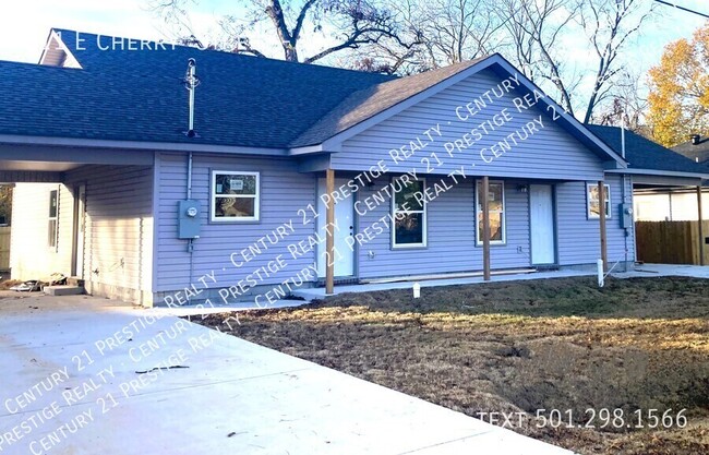 311 E Cherry St in Lonoke, AR - Building Photo - Building Photo