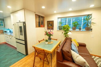 3148 College Ave, Unit SI ID1462595P in Berkeley, CA - Building Photo - Building Photo