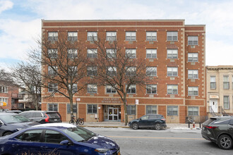 Holy Spirit Apartments in Brooklyn, NY - Foto de edificio - Building Photo