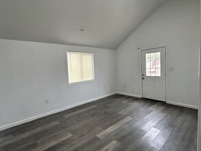 8017 Laurel Ave in Fontana, CA - Building Photo - Building Photo