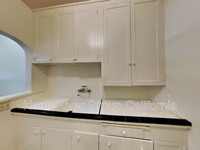 1322 H St in Sacramento, CA - Building Photo - Building Photo