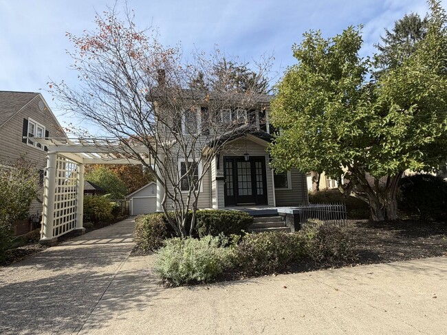 2657 Dresden Rd in Zanesville, OH - Building Photo - Building Photo