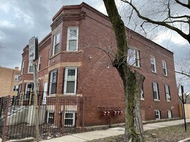 6402 S Eberhart Ave, Unit 2S in Chicago, IL - Building Photo