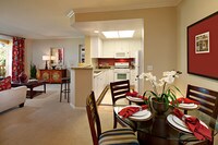 Building Photo - Arcadia at StoneCrest Village Apartamentos in San Diego, California