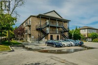 185 Windale Crescent in Kitchener, ON - Building Photo - Building Photo