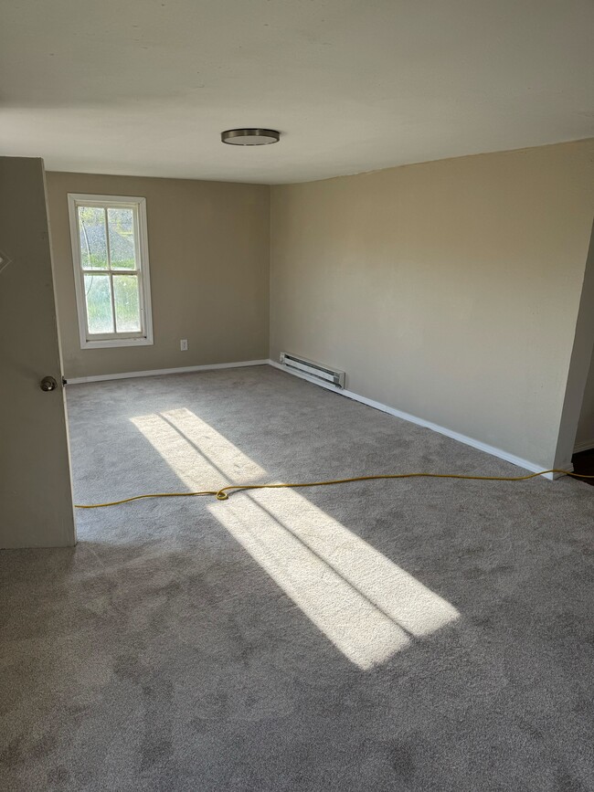 property at 739 E Maple St