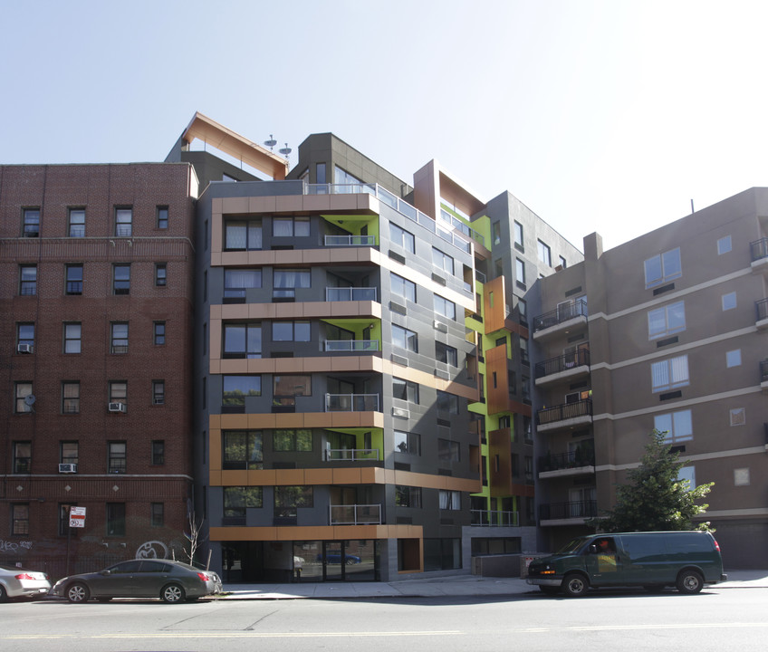 BeCa Condos in Brooklyn, NY - Building Photo