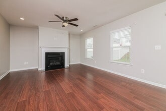 232 Pamlico Dr in Clayton, NC - Building Photo - Building Photo