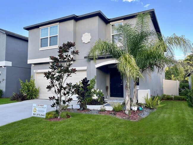 2207 Teneroc Trl in Lakeland, FL - Building Photo - Building Photo