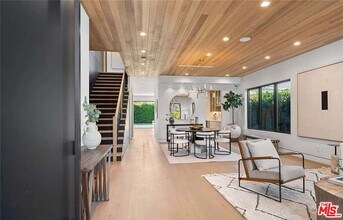 4453 Gentry Ave in Los Angeles, CA - Building Photo - Building Photo