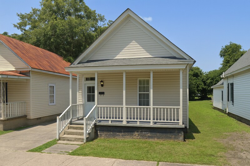 804 E Caswell St in Kinston, NC - Building Photo