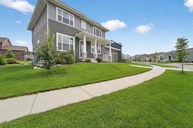 9720 Winter Basil Dr in Fitchburg, WI - Building Photo - Building Photo