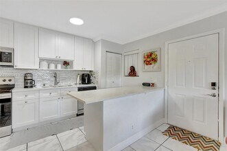 588 Trace Cir in Deerfield Beach, FL - Building Photo - Building Photo