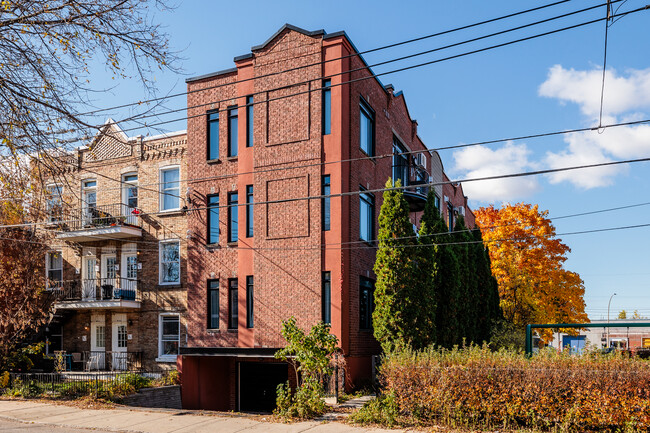 3849 Newmarch Rue in Verdun, QC - Building Photo - Building Photo