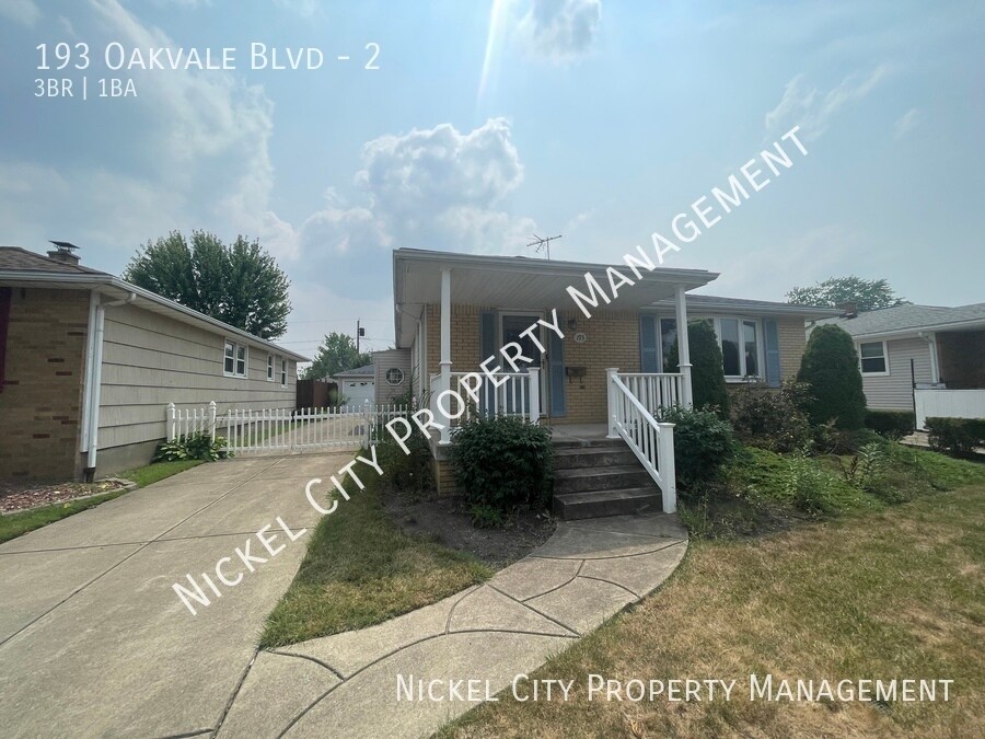 193 Oakvale Blvd in Buffalo, NY - Building Photo