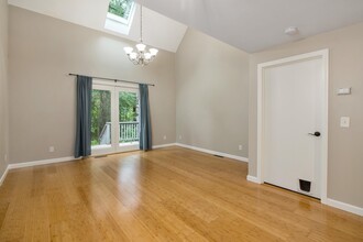 20 Glengarry Dr in Stratham, NH - Building Photo - Building Photo