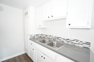 277 S Ave 52 in Los Angeles, CA - Building Photo - Building Photo