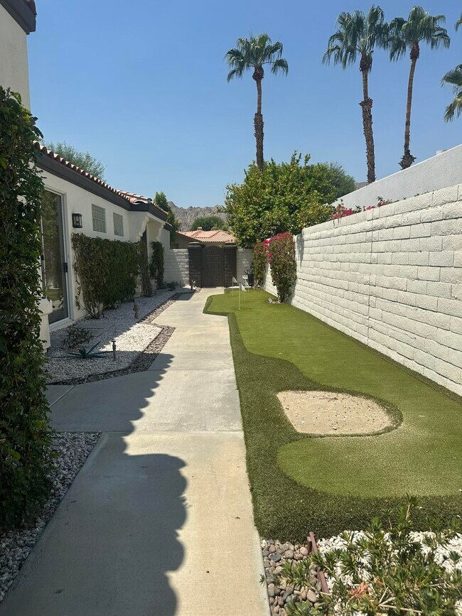 57600 Interlachen in La Quinta, CA - Building Photo - Building Photo