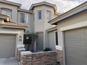 4075 E Oxford Ln in Gilbert, AZ - Building Photo - Building Photo