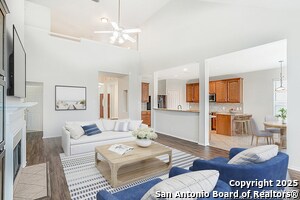 526 Parkmont Ct in San Antonio, TX - Building Photo - Building Photo