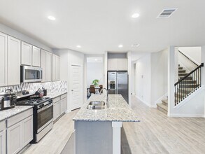 11823 Maple Oak Dr in Houston, TX - Building Photo - Building Photo