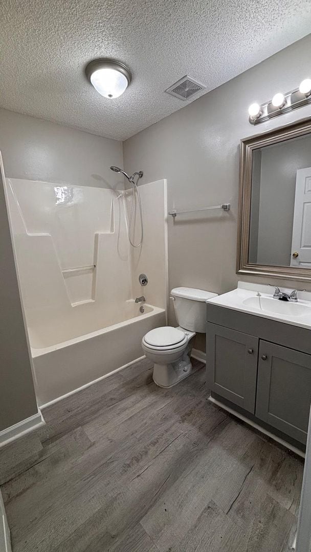 1112 Trinity St in Thomasville, NC - Building Photo - Building Photo