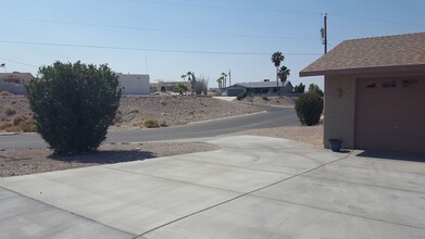 3726 Mission Way in Lake Havasu City, AZ - Building Photo - Building Photo