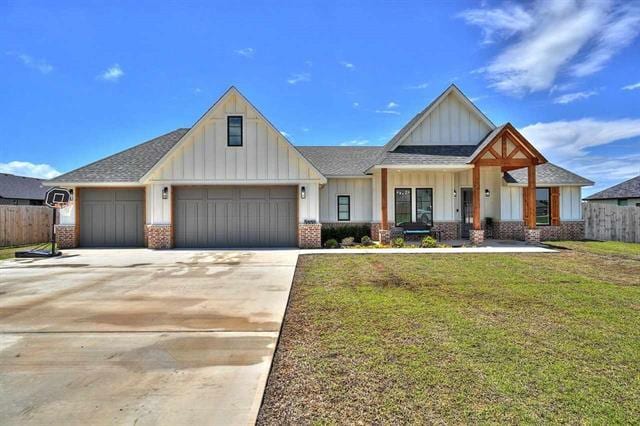 property at 1015 Greenview Dr