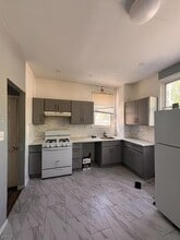195 Park Ave in Orange, NJ - Foto de edificio - Building Photo