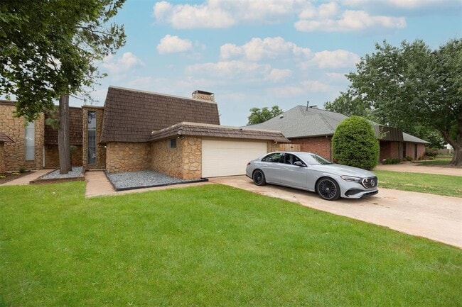 property at 12508 Green Valley Dr