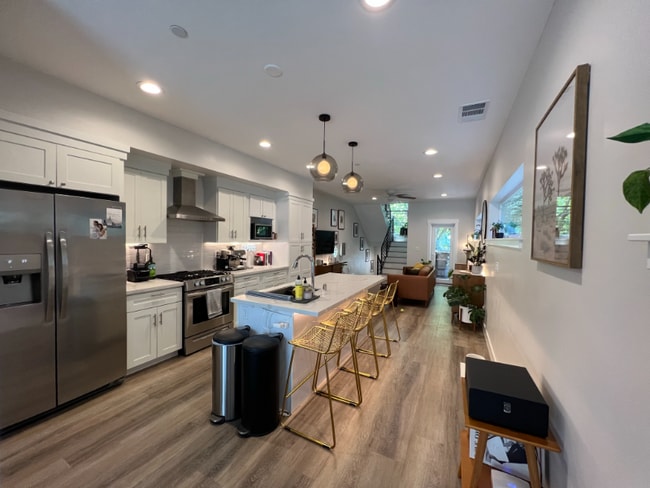property at 1905 H St