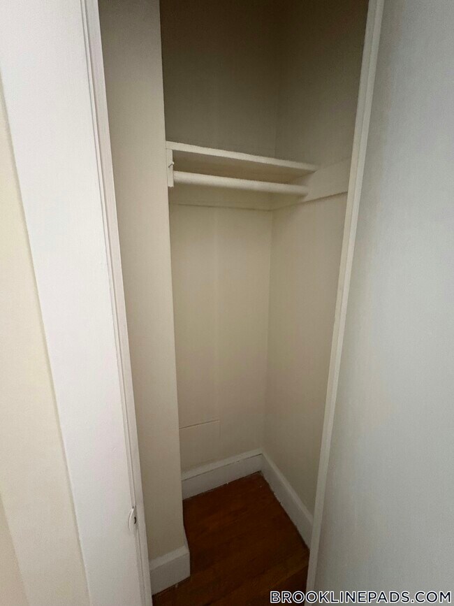 33 Lancaster Terrace in Brookline, MA - Building Photo - Building Photo