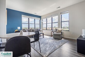 11221 Synergy Dr in Wauwatosa, WI - Building Photo - Building Photo