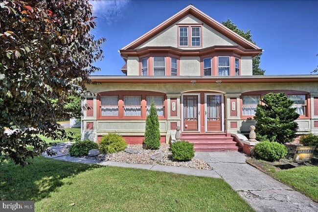 321 N 2nd St in Halifax, PA - Building Photo - Building Photo