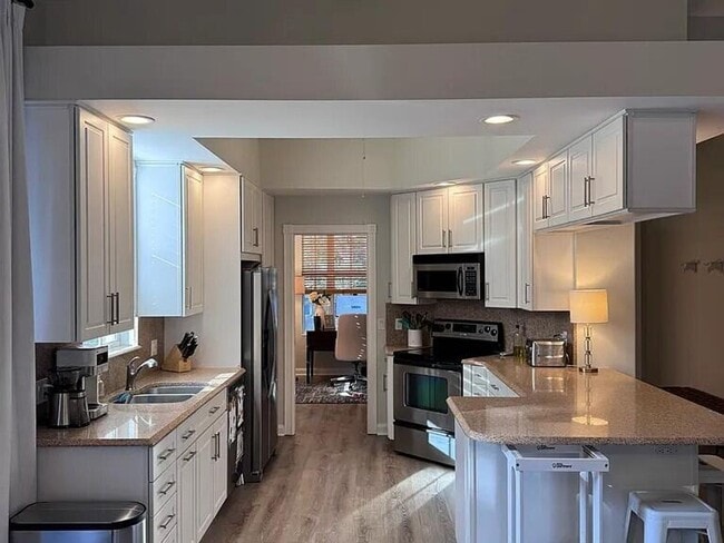 property at 393 Kelsey Park Dr