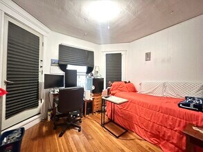 69 Euston Rd, Unit 2 in Boston, MA - Building Photo - Building Photo