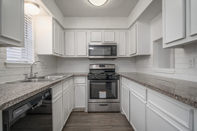 Springwood Park Apartments