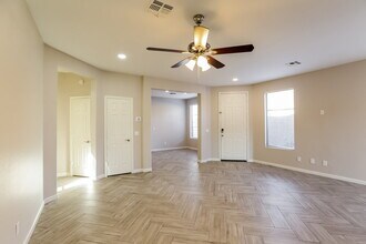 41368 N Yorktown Trail in New River, AZ - Building Photo - Building Photo