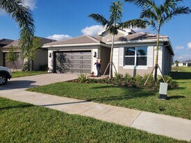 11826 SW Oceanus Blvd in Port St. Lucie, FL - Building Photo