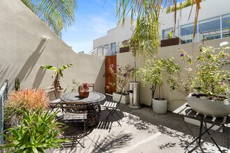 712 Bryant St, Unit 4 in San Francisco, CA - Building Photo - Building Photo