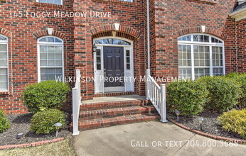145 Foggy Meadow Dr in Fort Mill, SC - Building Photo - Building Photo