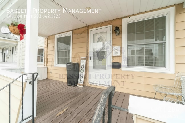 61 Lamson St in West Haven, CT - Building Photo - Building Photo