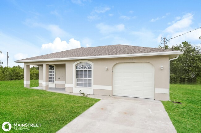 3803 E 6th St in Lehigh Acres, FL - Building Photo - Building Photo