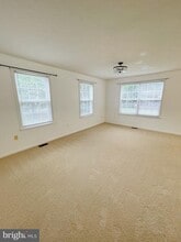 47960 Piney Orchard St in Lexington Park, MD - Building Photo - Building Photo